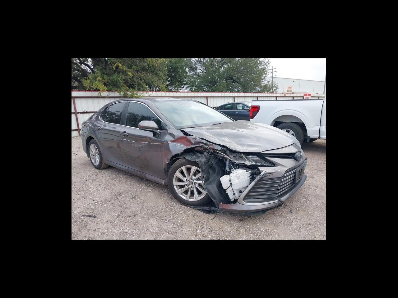 2024 Toyota Camry LE Auto (Natl)