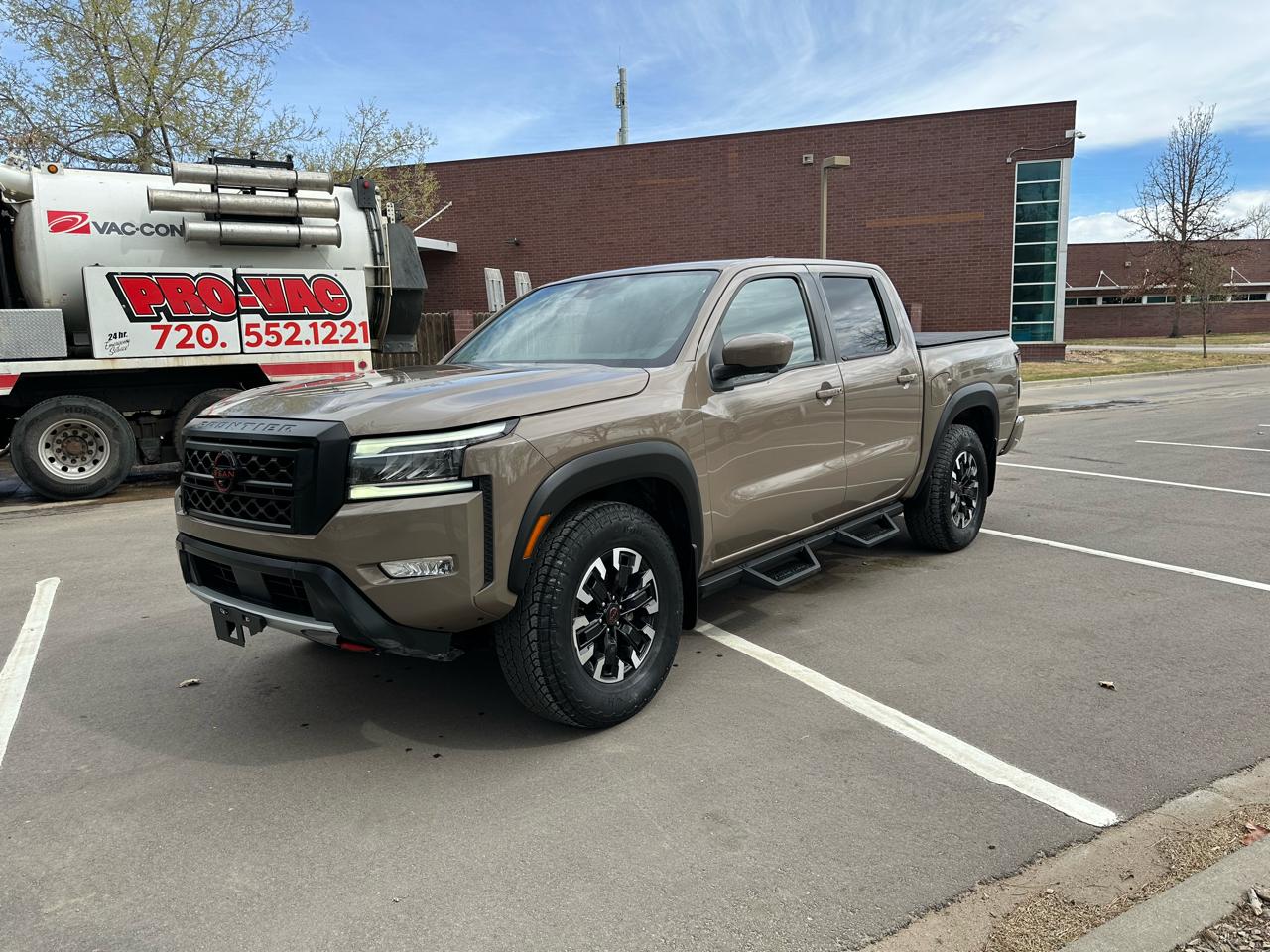 2023 Nissan Frontier Crew Cab 4x4 PRO-4X Auto