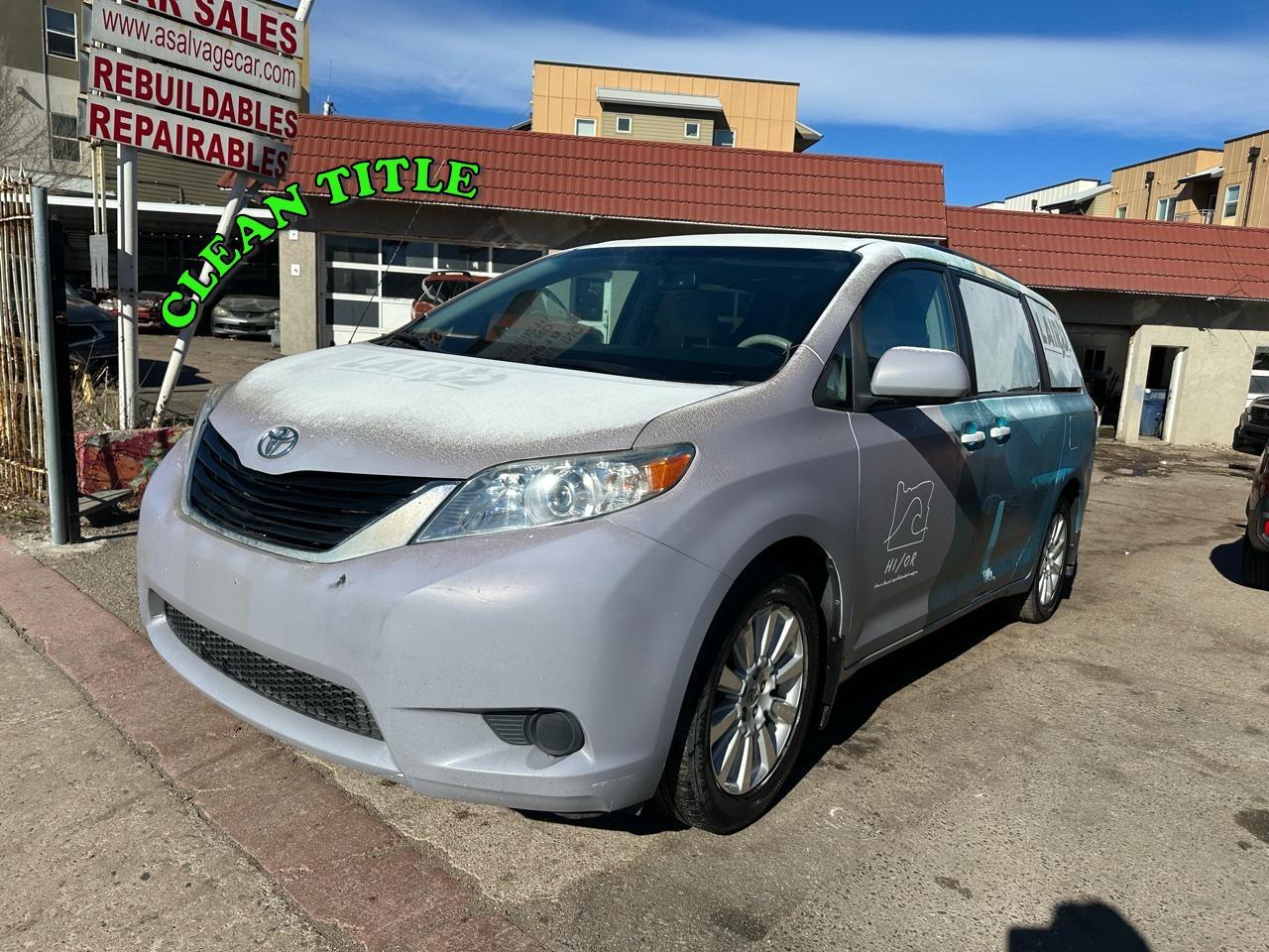 2014 Toyota Sienna 5dr 7-Pass Van V6 LE AWD (Natl)
