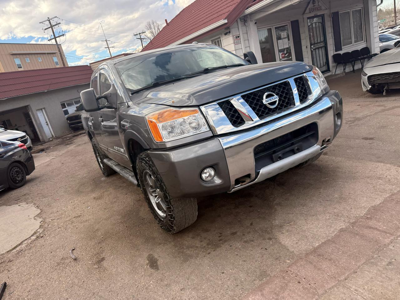 2014 Nissan Titan 4WD Crew Cab SWB PRO-4X