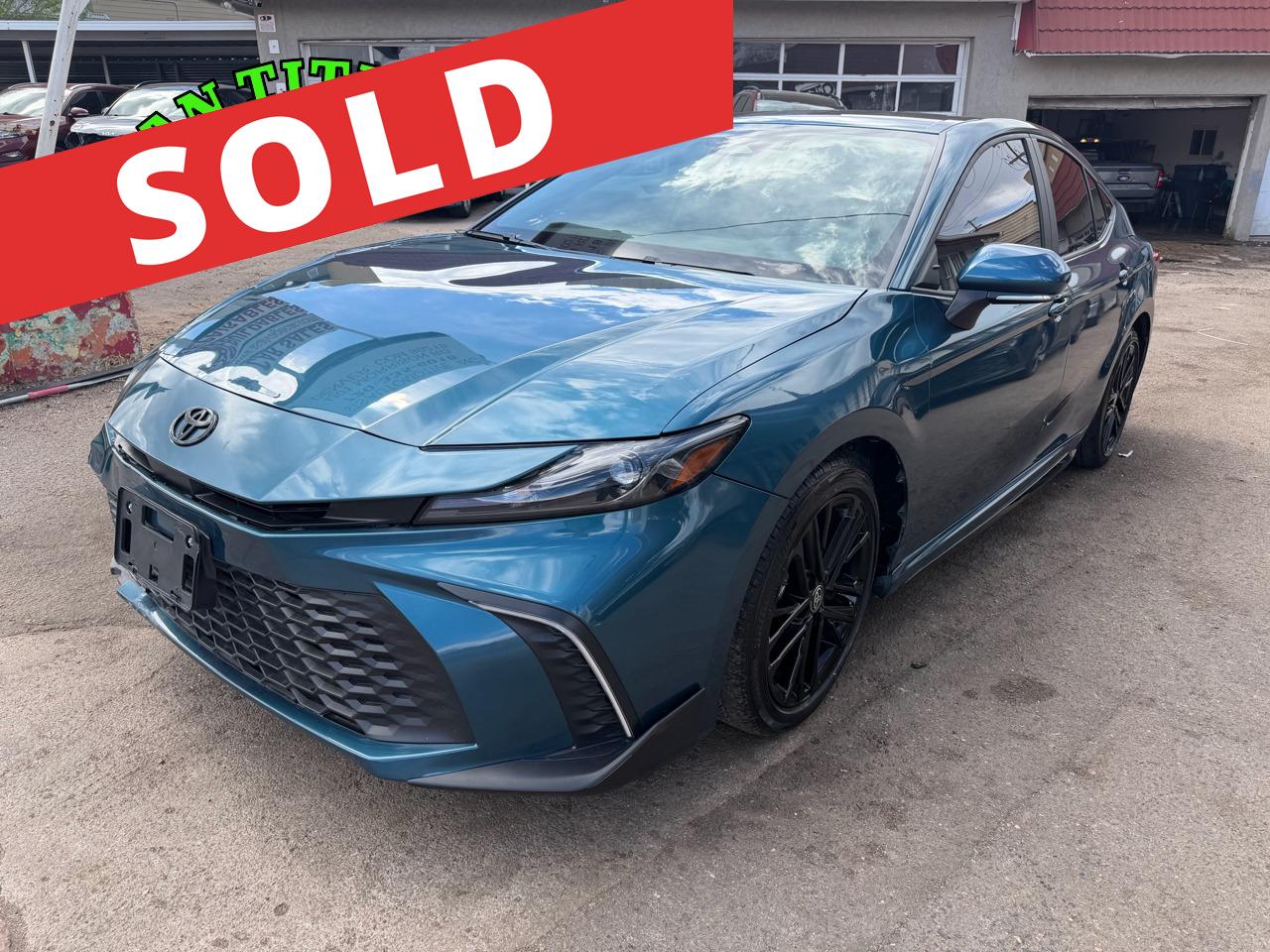 2025 Toyota Camry Hybrid SE 4D Sedan