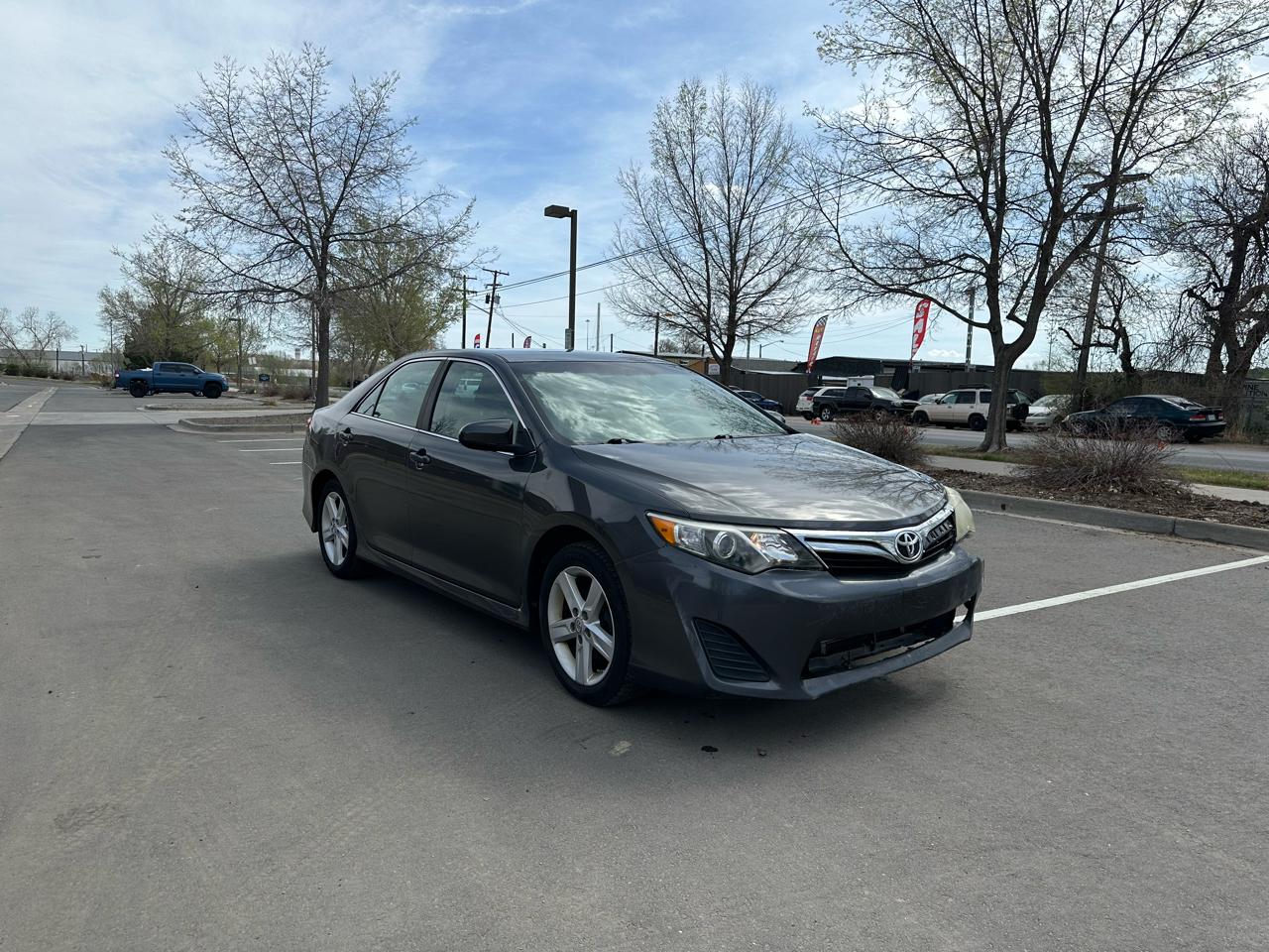 2013 Toyota Camry 4dr Sdn I4 Auto XLE (Natl)