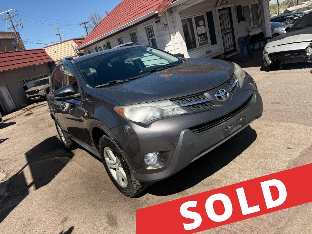 2014 Toyota RAV4 AWD 4dr XLE (Natl)