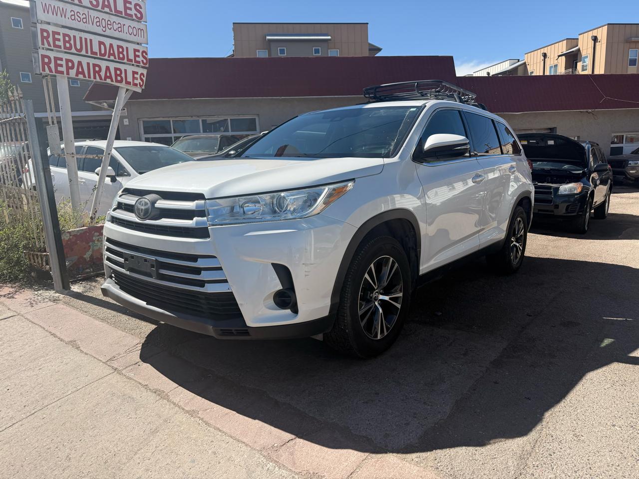 2019 Toyota Highlander LE V6 AWD (Natl)