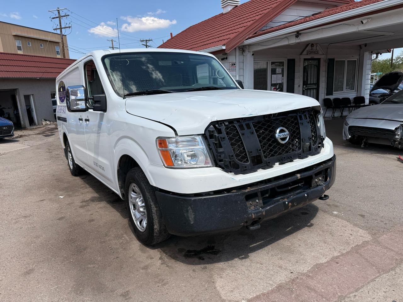 2018 Nissan NV Cargo NV2500 HD Standard Roof V8 SV