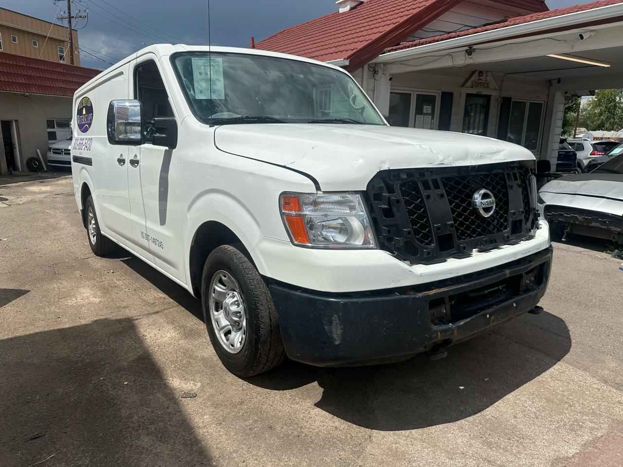 2018 Nissan NV Cargo NV2500 HD Standard Roof V8 SV