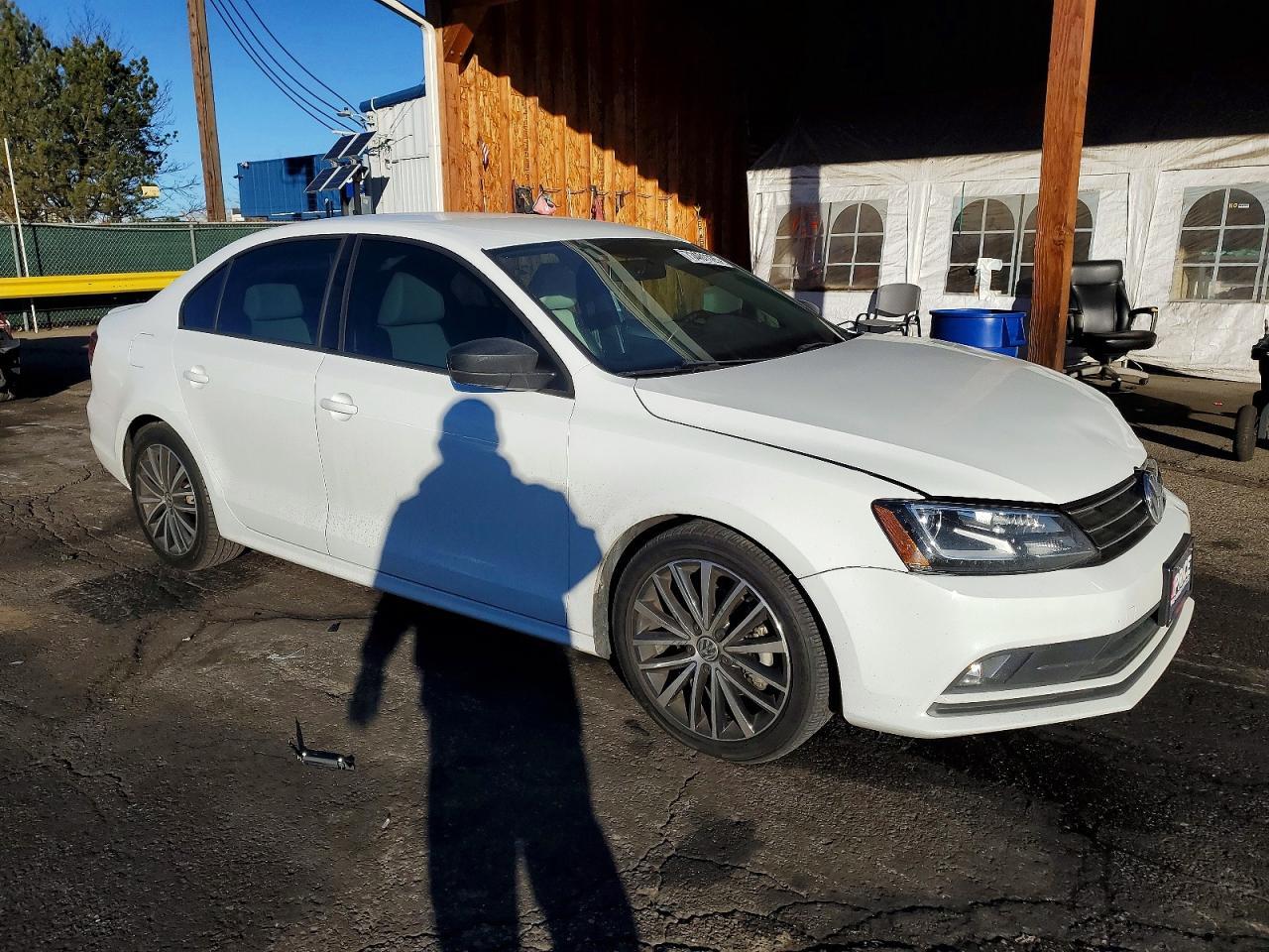 2016 Volkswagen Jetta Sedan 4dr Auto 1.8T Sport PZEV