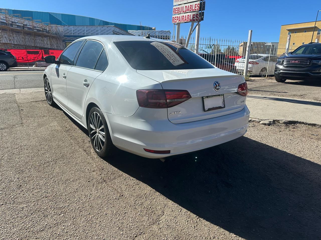 2016 Volkswagen Jetta Sedan 4dr Auto 1.8T Sport PZEV