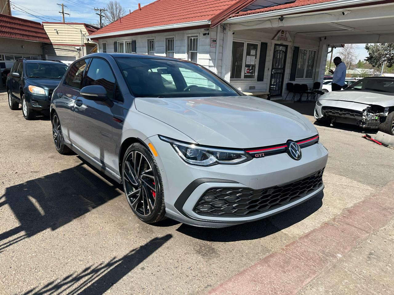 2024 Volkswagen Golf GTI 2.0T Autobahn DSG