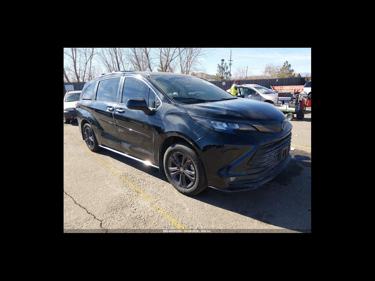 2024 Toyota Sienna Woodland Edition AWD 7-Passenger (Natl)