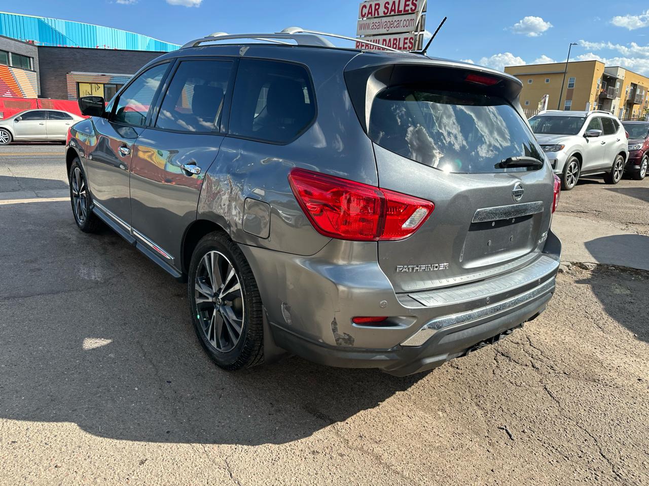 2018 Nissan Pathfinder 4x4 Platinum