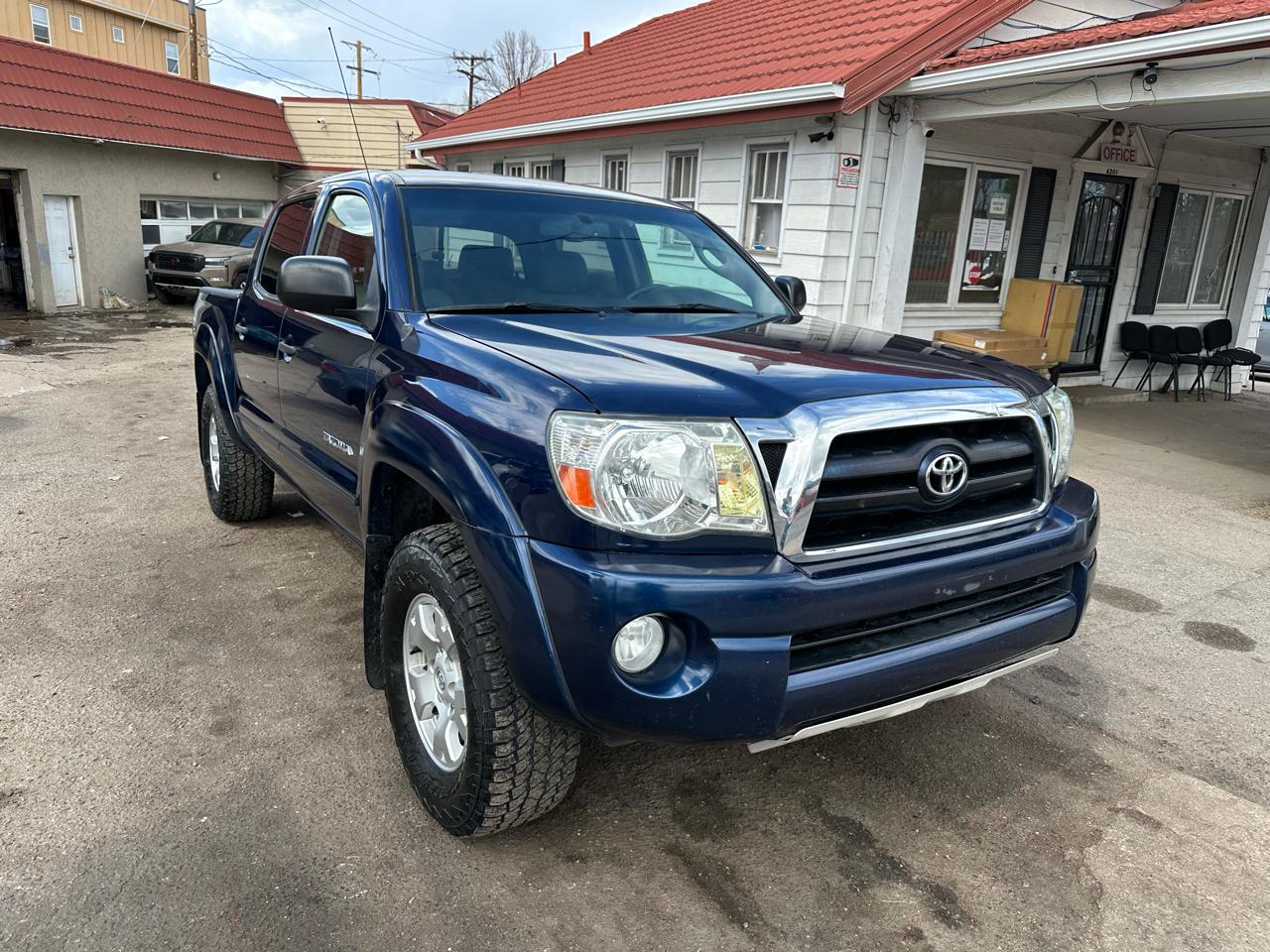 2008 Toyota Tacoma 4WD Dbl V6 MT (Natl)