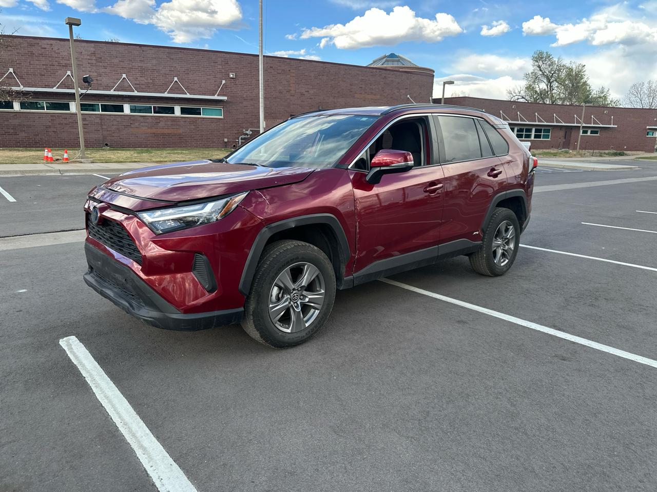 2024 Toyota RAV4 Hybrid LE AWD (Natl)