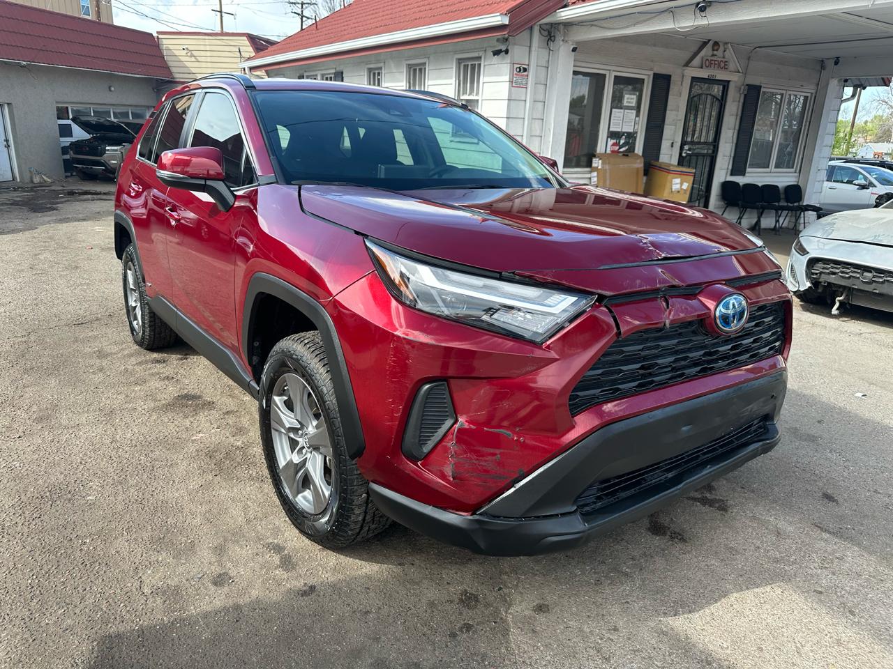 2024 Toyota RAV4 Hybrid LE AWD (Natl)