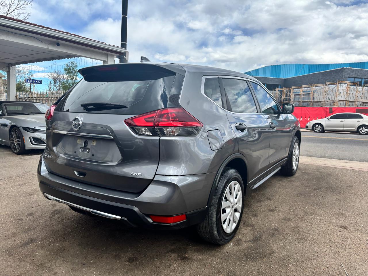2018 Nissan Rogue AWD S