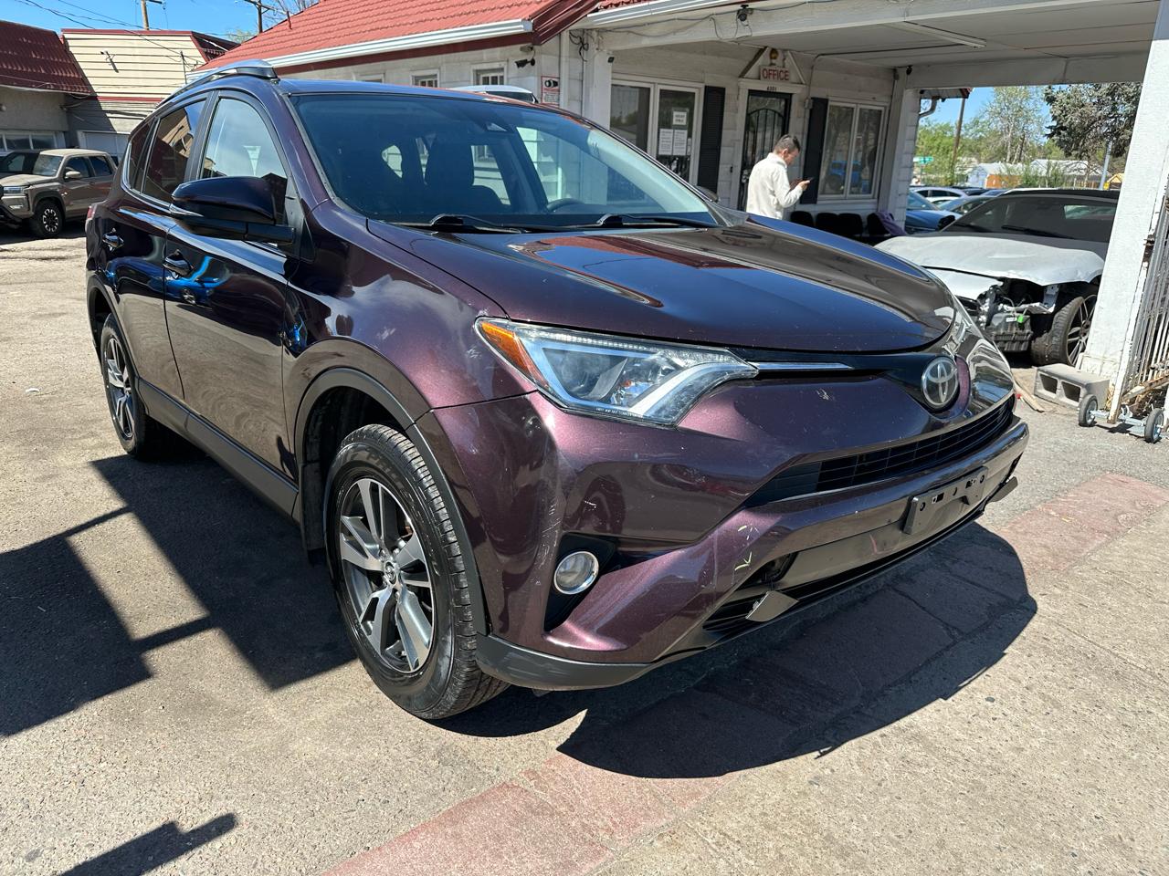 2017 Toyota RAV4 XLE AWD (Natl)