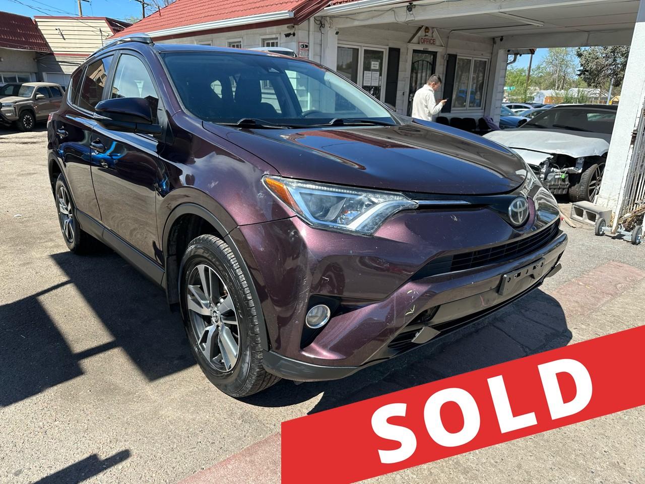 2017 Toyota RAV4 XLE AWD (Natl)