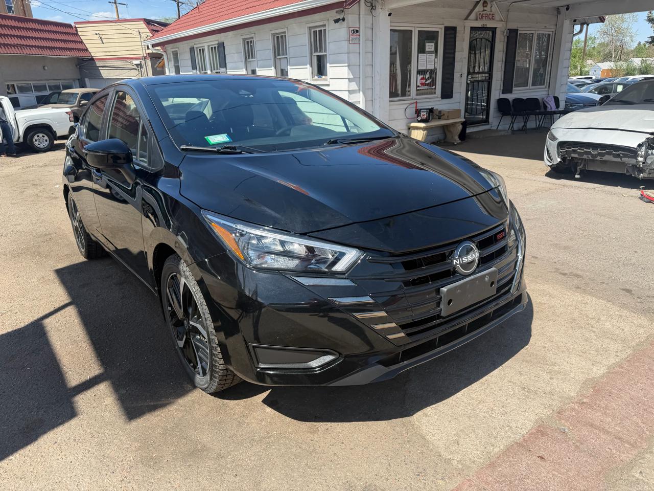 2024 Nissan Versa SR CVT