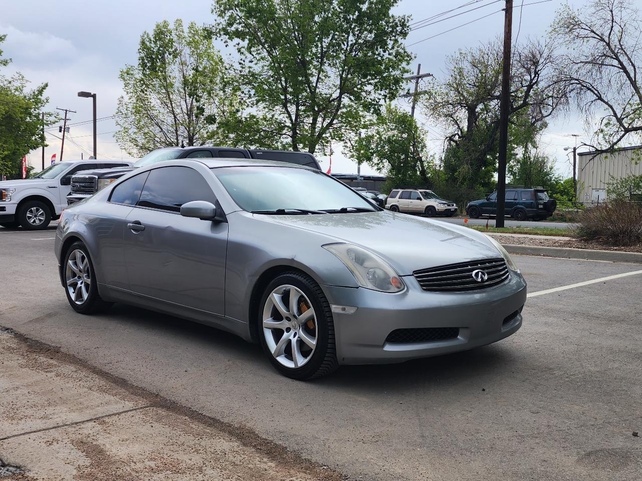 2004 Infiniti G35 Coupe 2dr Cpe Manual w/Leather