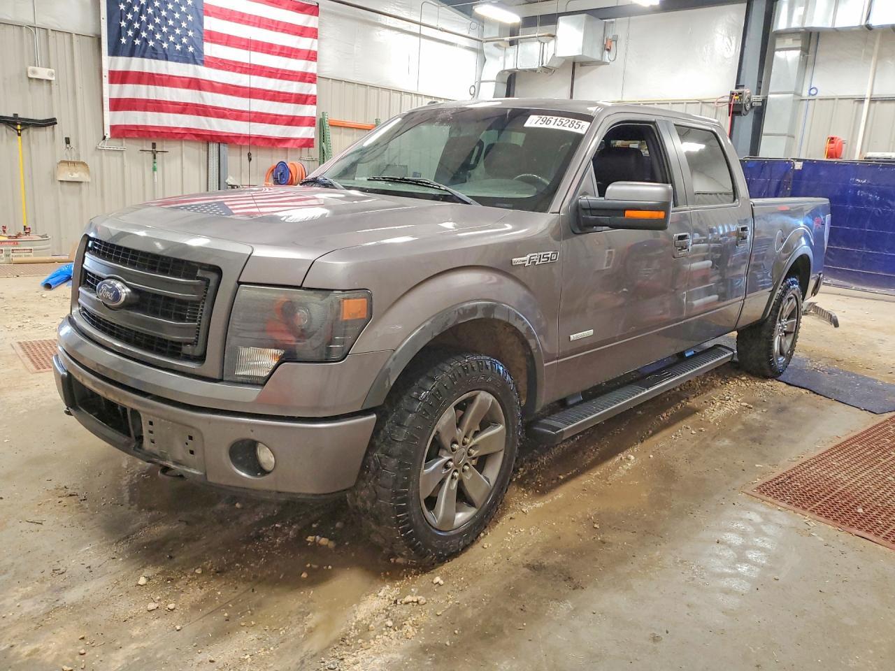 2014 Ford F-150 4WD SuperCrew 145" King Ranch