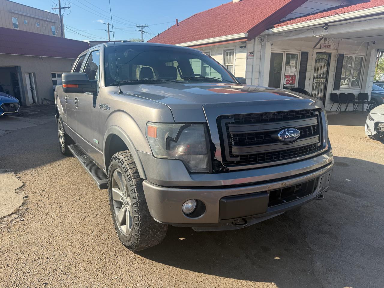 2014 Ford F-150 4WD SuperCrew 145" King Ranch