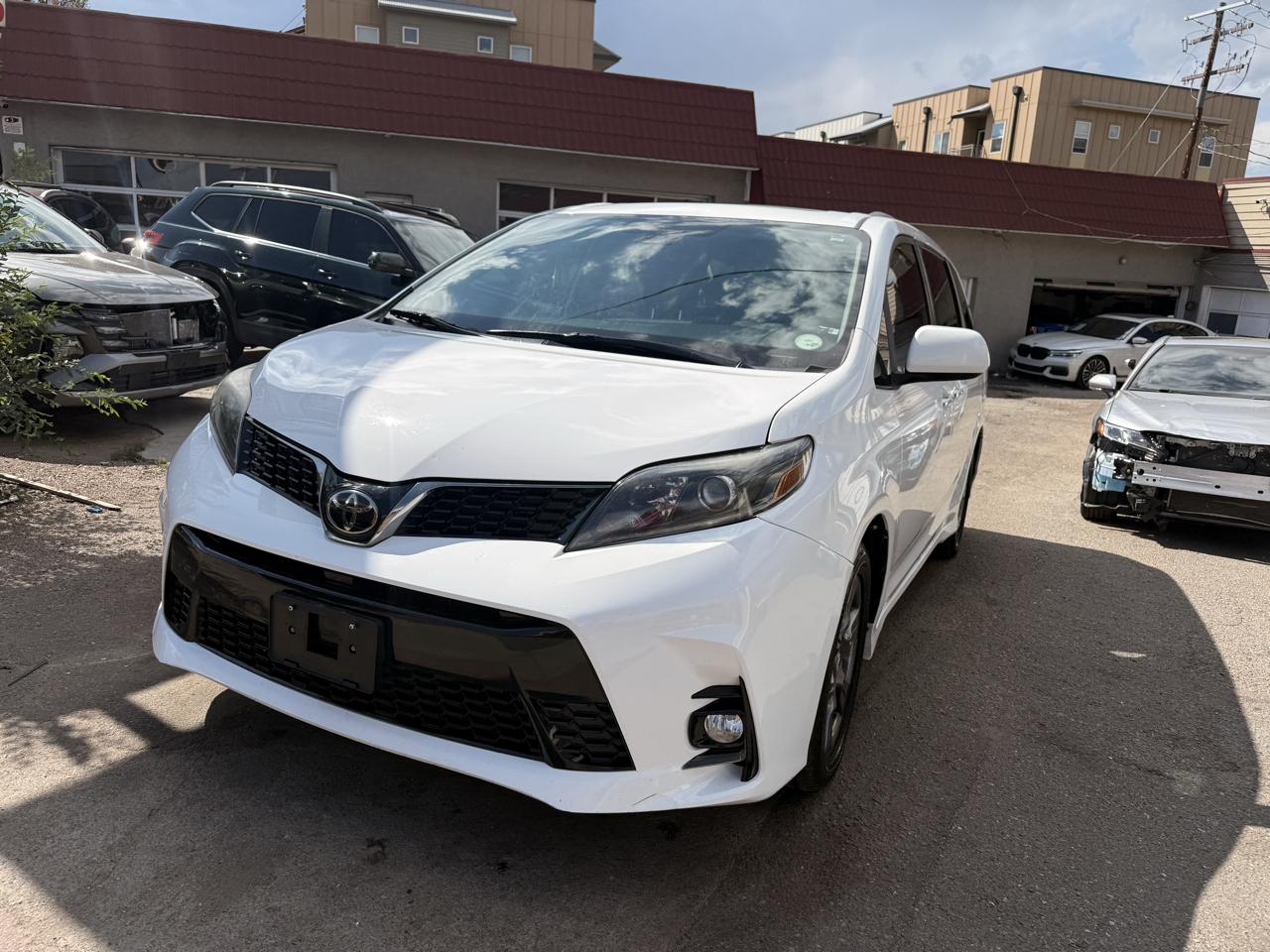 2019 Toyota Sienna SE AWD 7-Passenger (Natl)