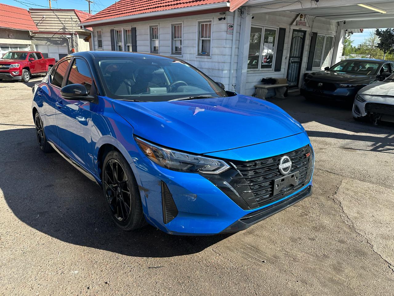 2025 Nissan Sentra SR CVT