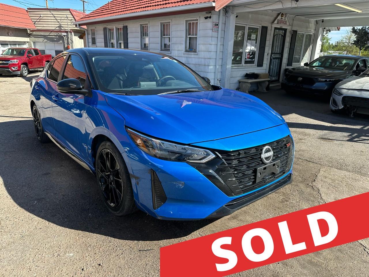 2025 Nissan Sentra SR CVT