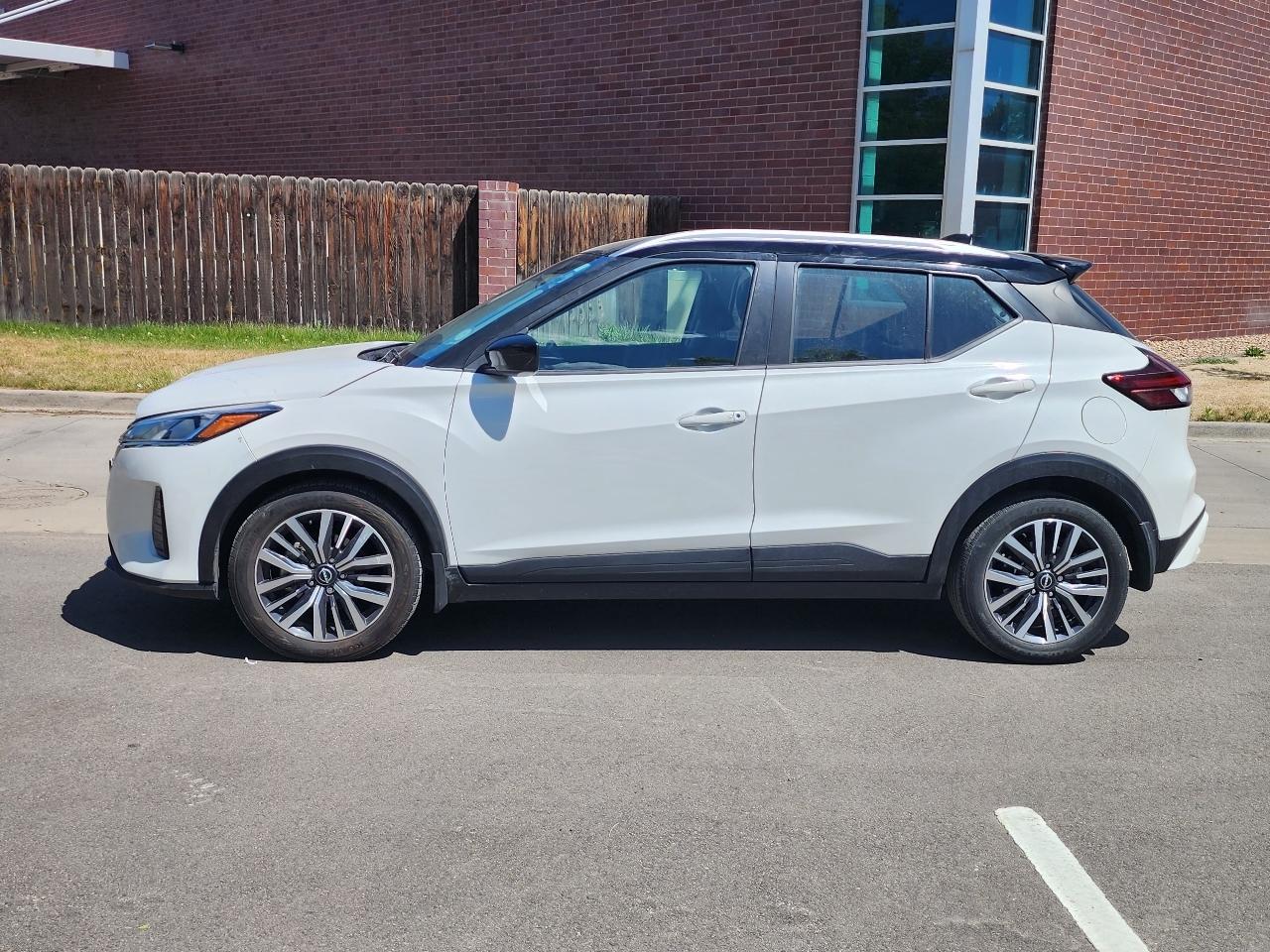 2022 Nissan Kicks SV FWD