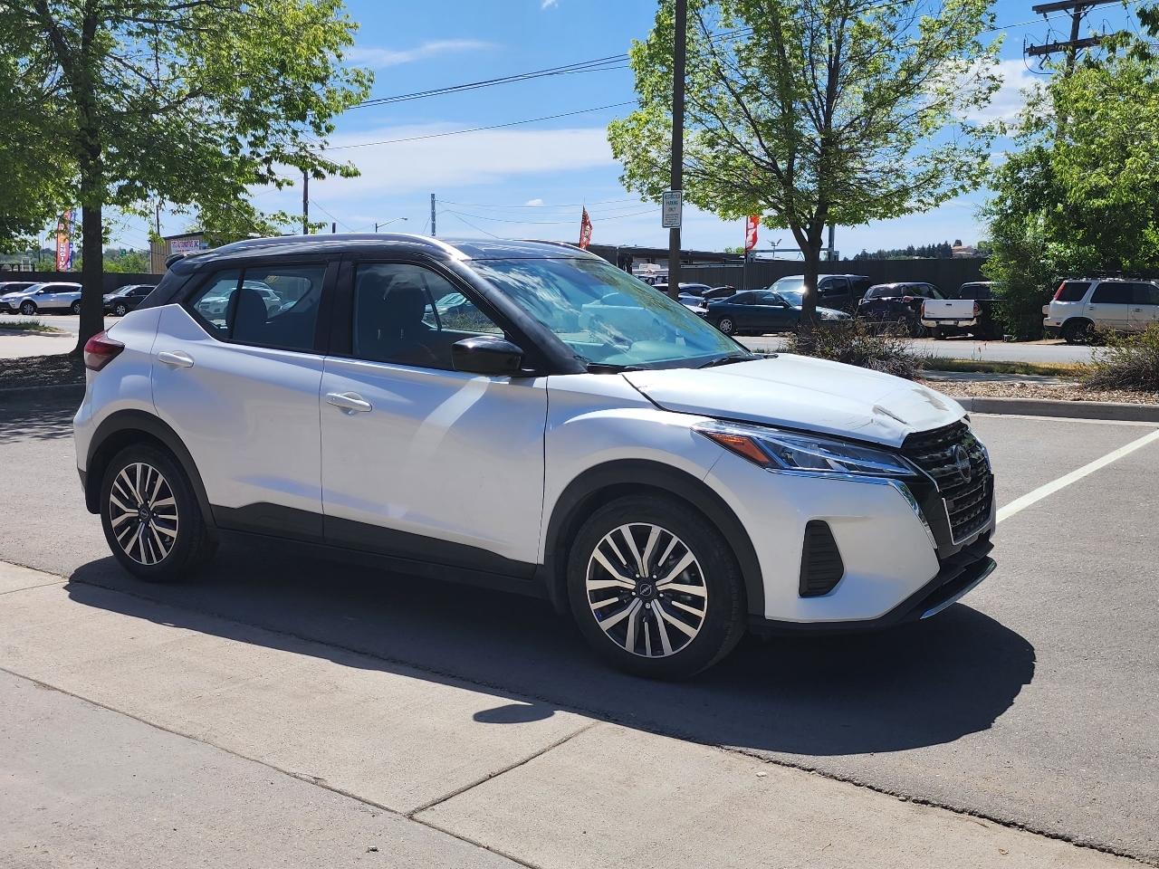 2022 Nissan Kicks SV FWD