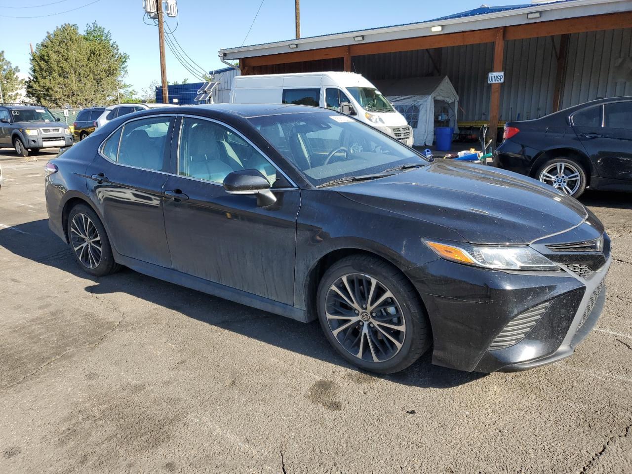 2020 Toyota Camry SE Auto AWD (Natl)