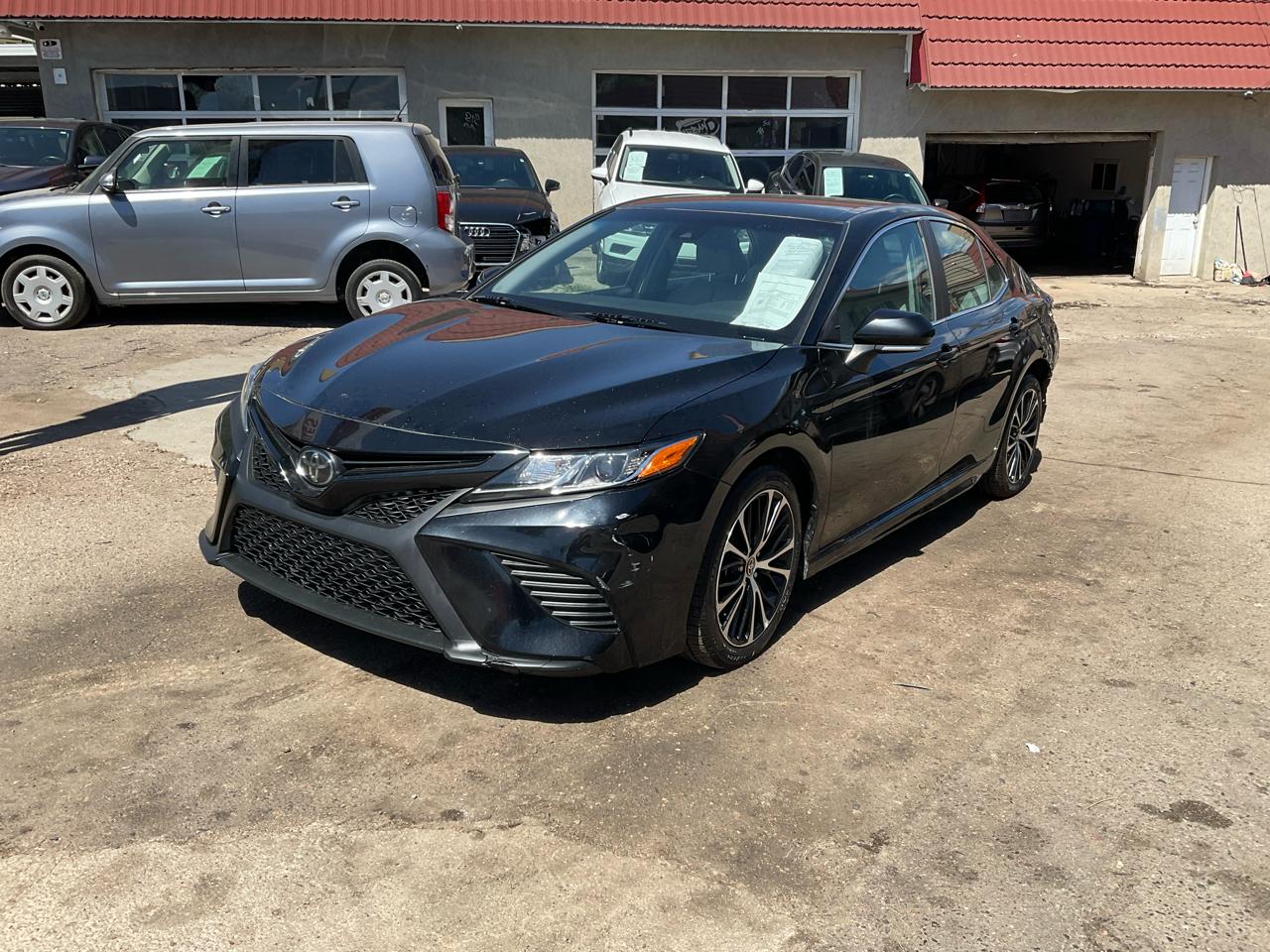 2020 Toyota Camry SE Auto AWD (Natl)