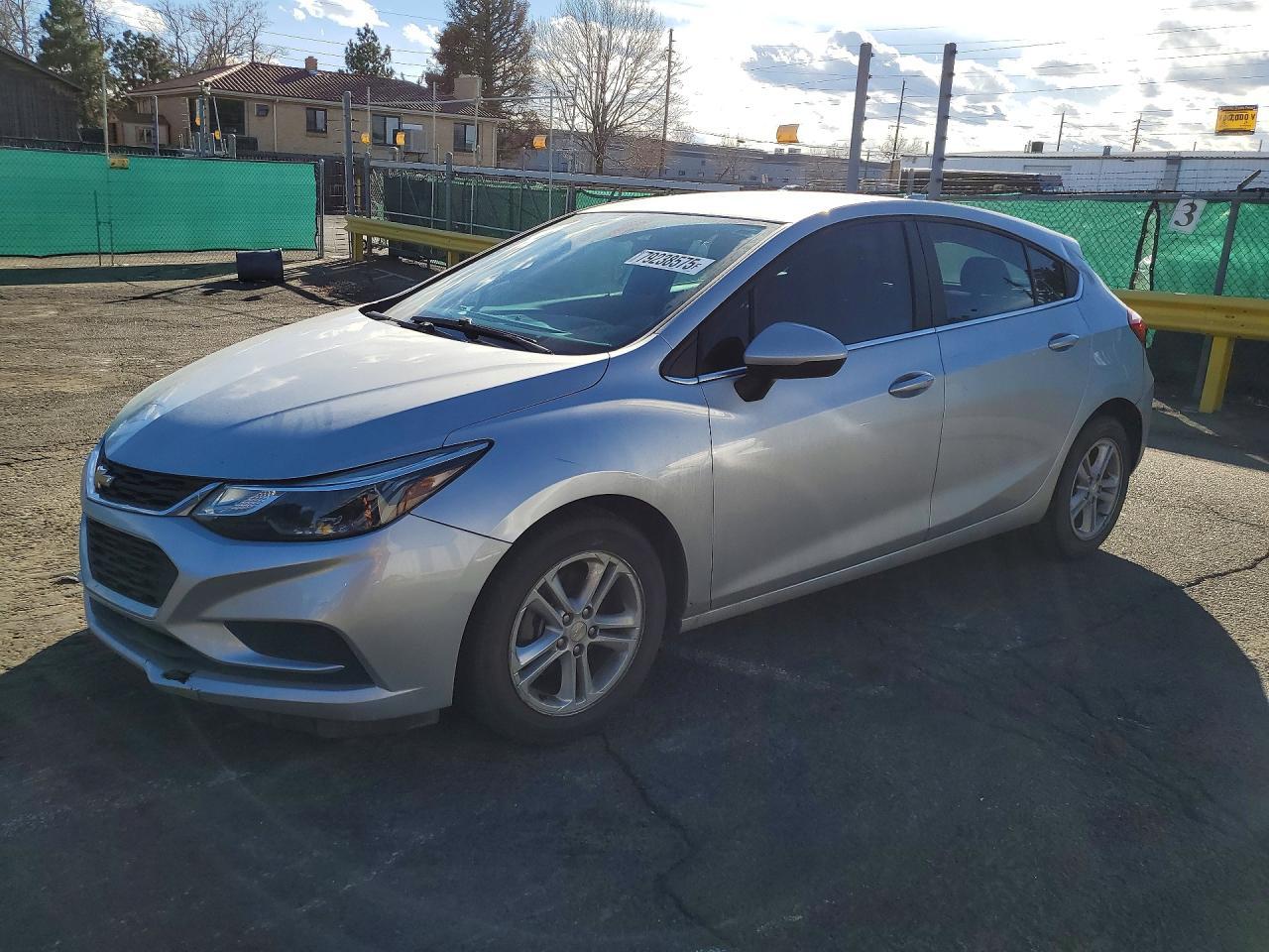 2018 Chevrolet Cruze 4dr HB 1.4L LT w/1SD