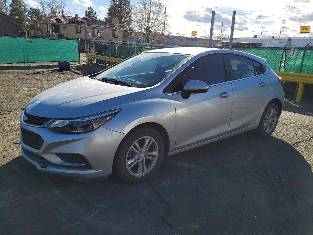 2018 Chevrolet Cruze 4dr HB 1.4L LT w/1SD