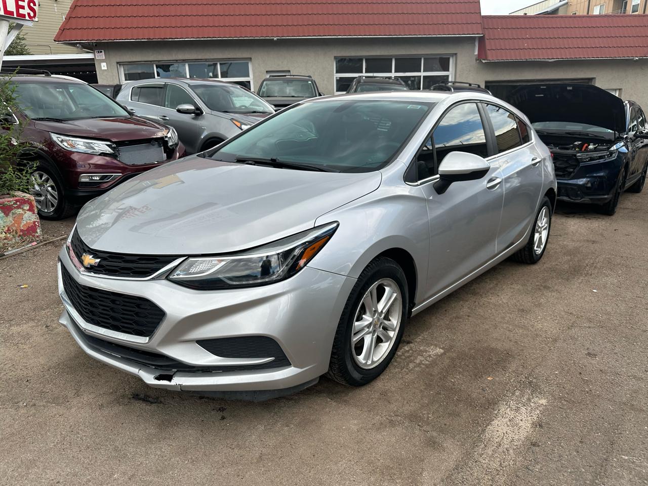 2018 Chevrolet Cruze 4dr HB 1.4L LT w/1SD