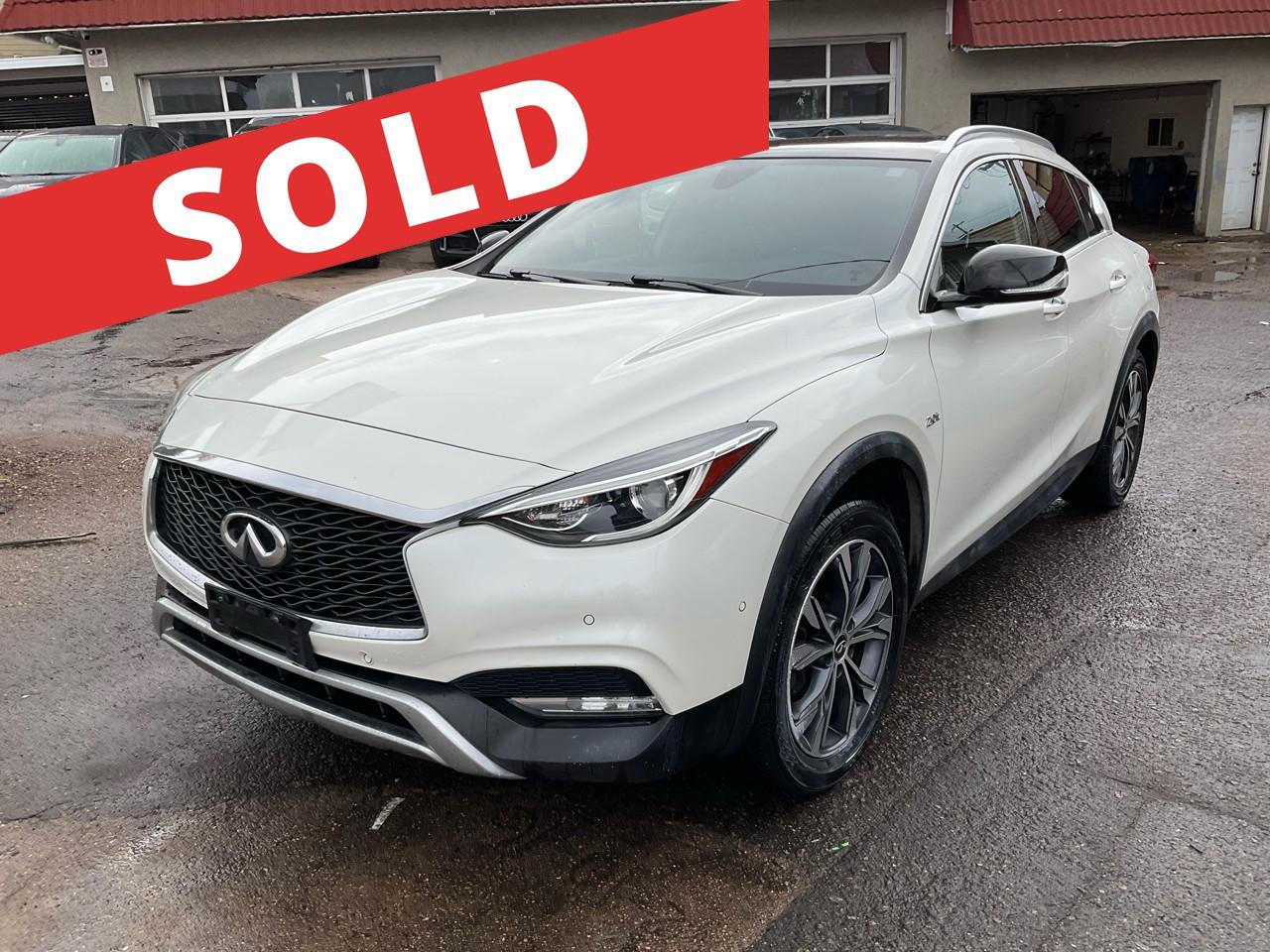 2017 Infiniti QX30 Premium AWD *Ltd Avail*
