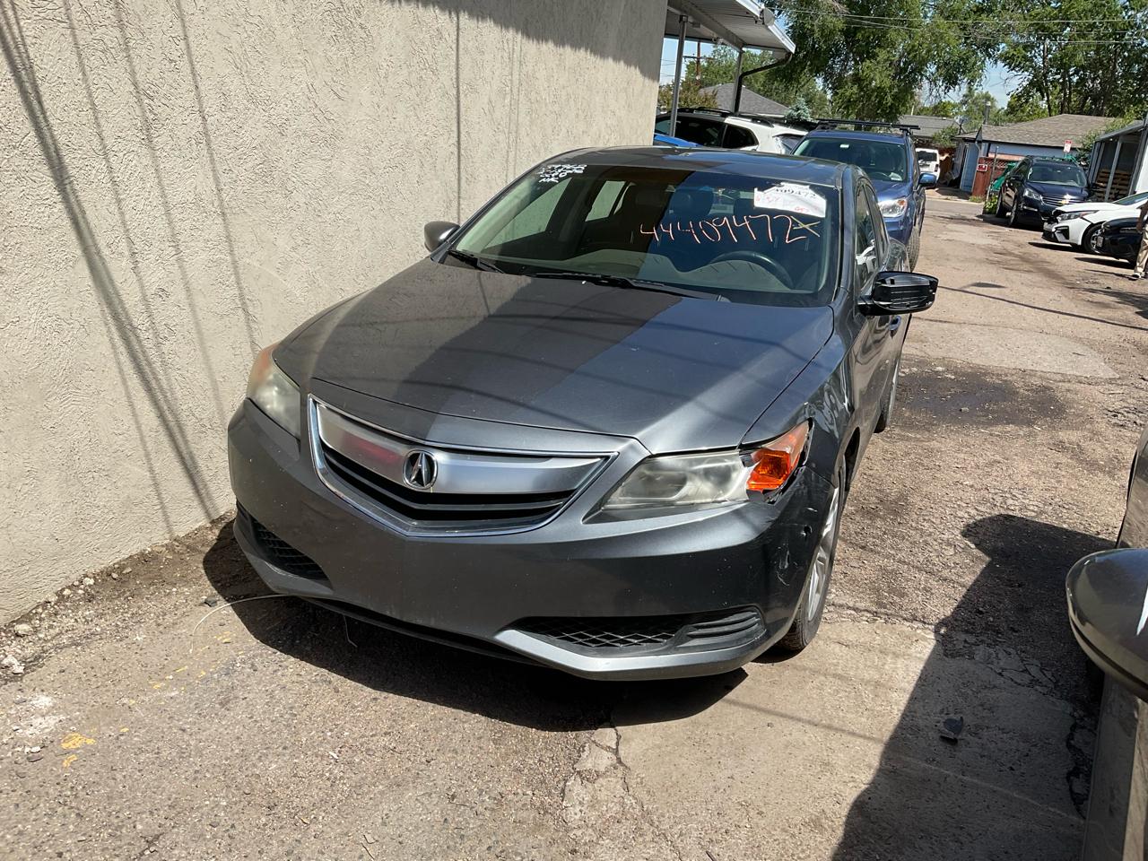 2013 Acura ILX 4dr Sdn 2.0L