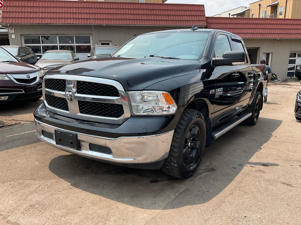 2020 RAM 1500 Classic SLT 4x4 Crew Cab 5'7" Box