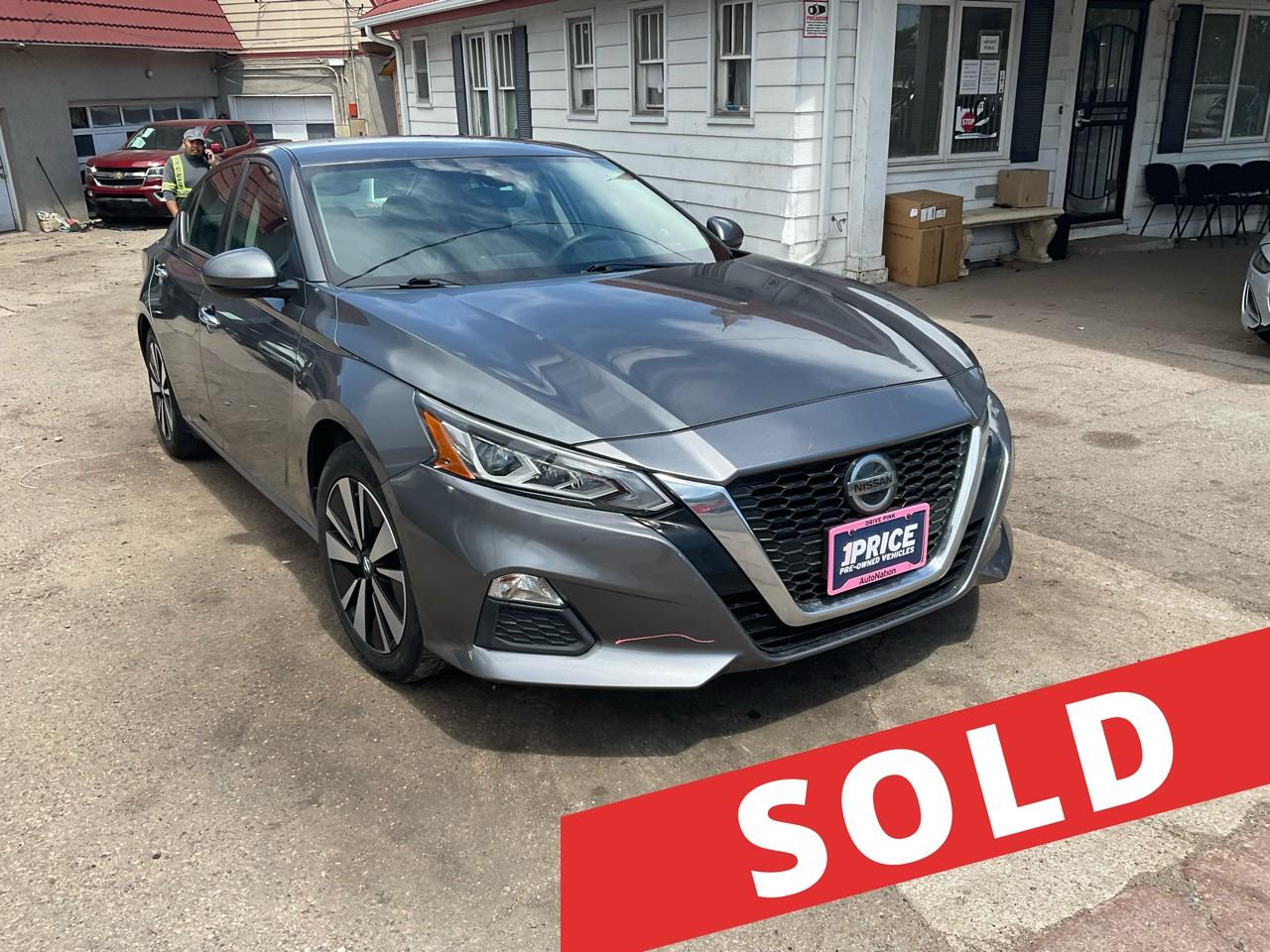 2022 Nissan Altima 2.5 SV Sedan
