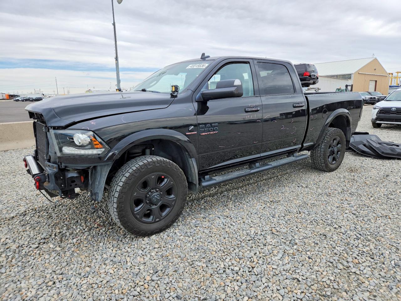 2018 RAM 3500 Laramie 4x4 Crew Cab 6'4" Box