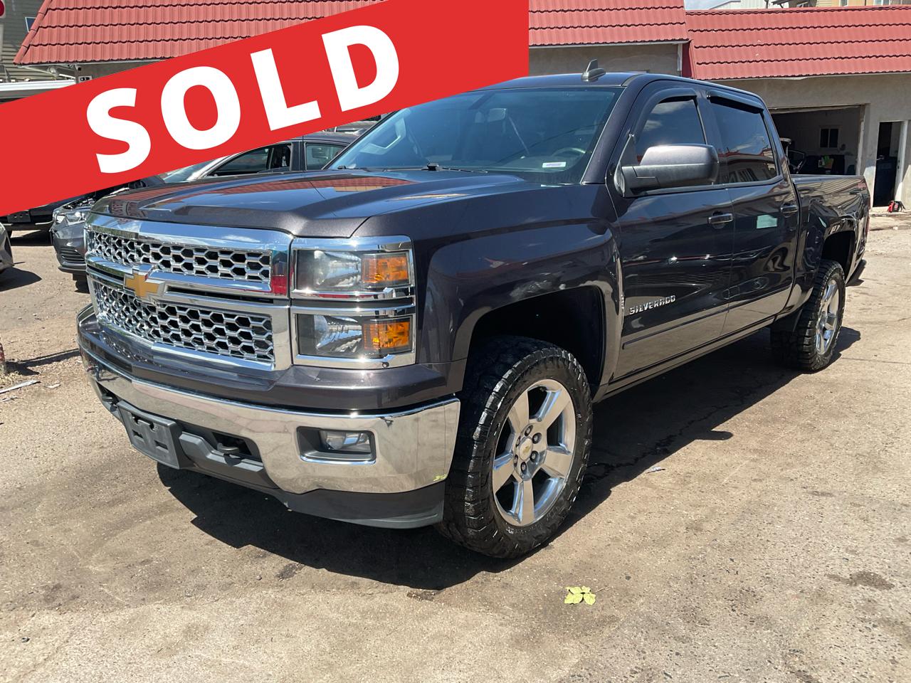 2015 Chevrolet Silverado 1500 4WD Crew Cab 143.5" LT w/1LT