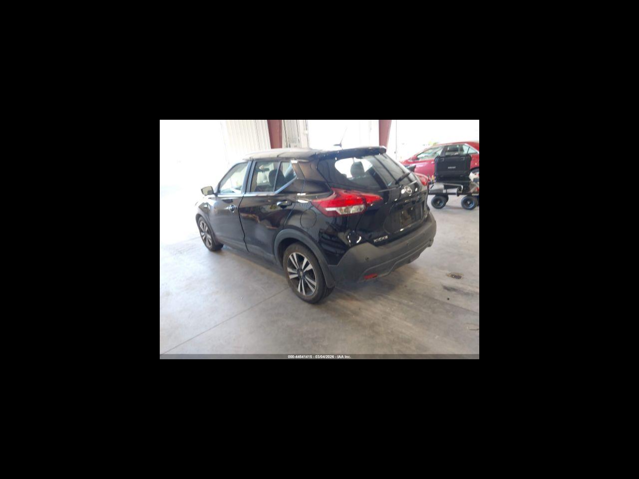 2020 Nissan Kicks SV FWD