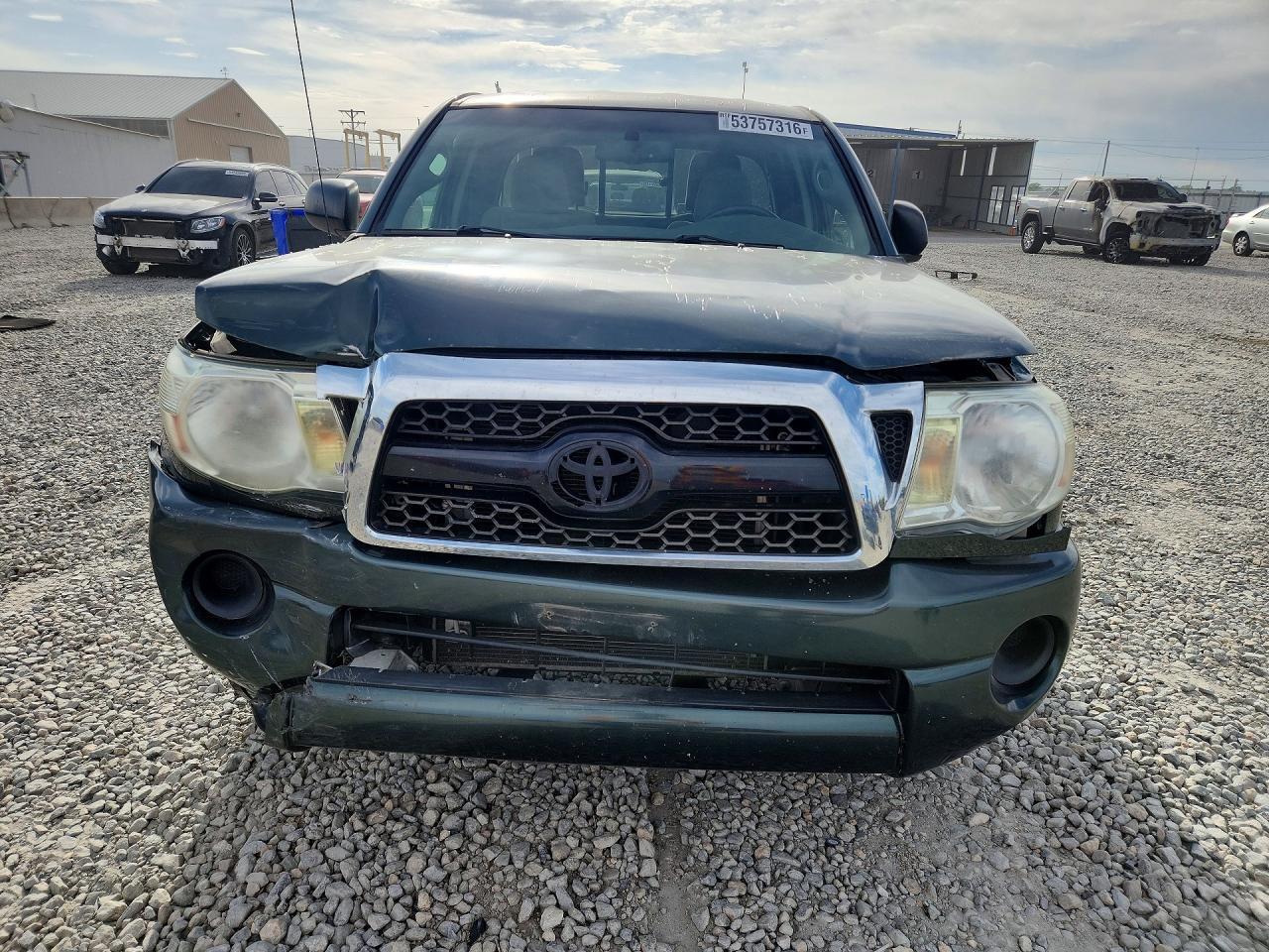 2011 Toyota Tacoma 2WD Access I4 MT (Natl)