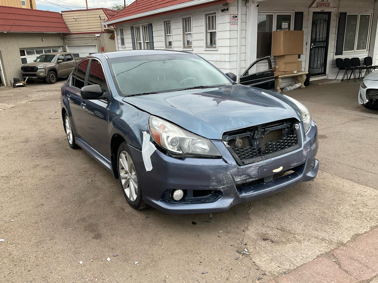 2014 Subaru Legacy 4dr Sdn H4 Auto 2.5i