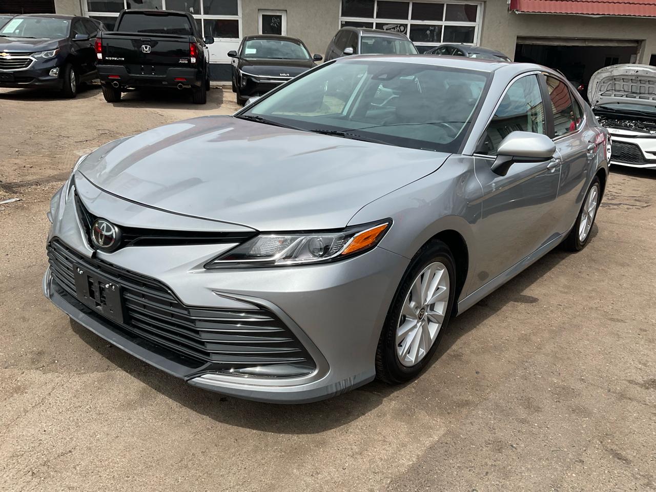 2024 Toyota Camry LE Auto (Natl)