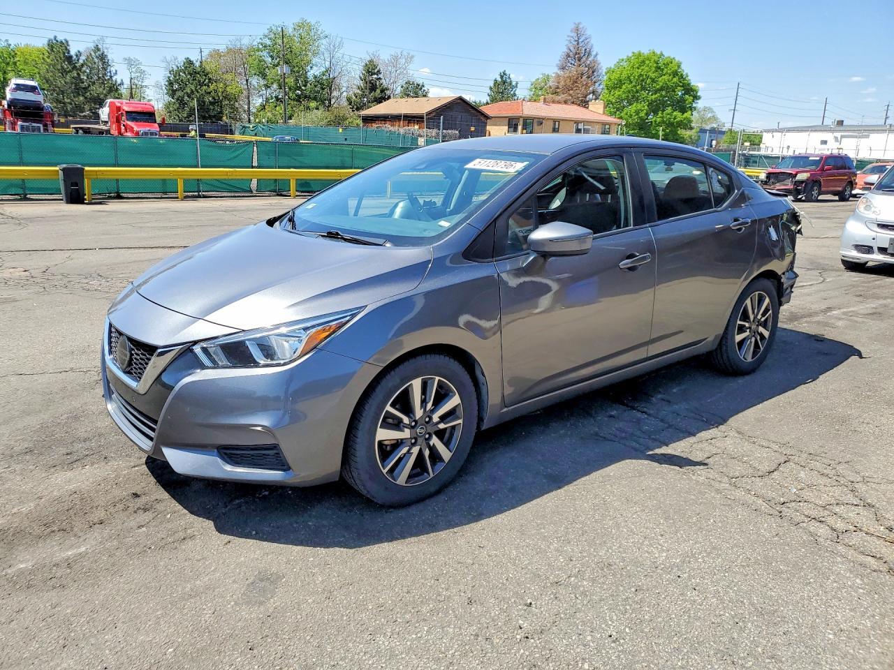 2021 Nissan Versa SV CVT