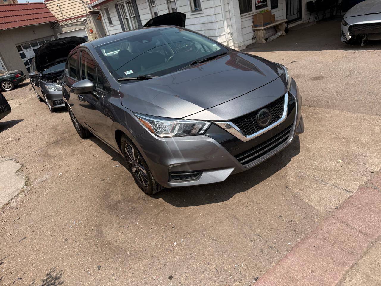 2021 Nissan Versa SV CVT