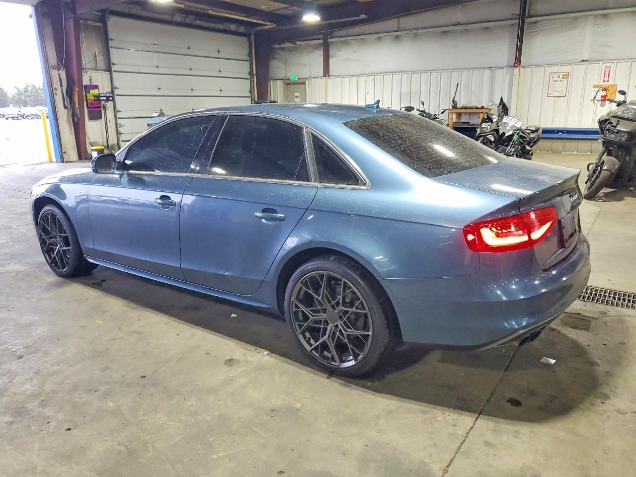 2015 Audi A4 4dr Sdn Auto quattro 2.0T Premium Plus