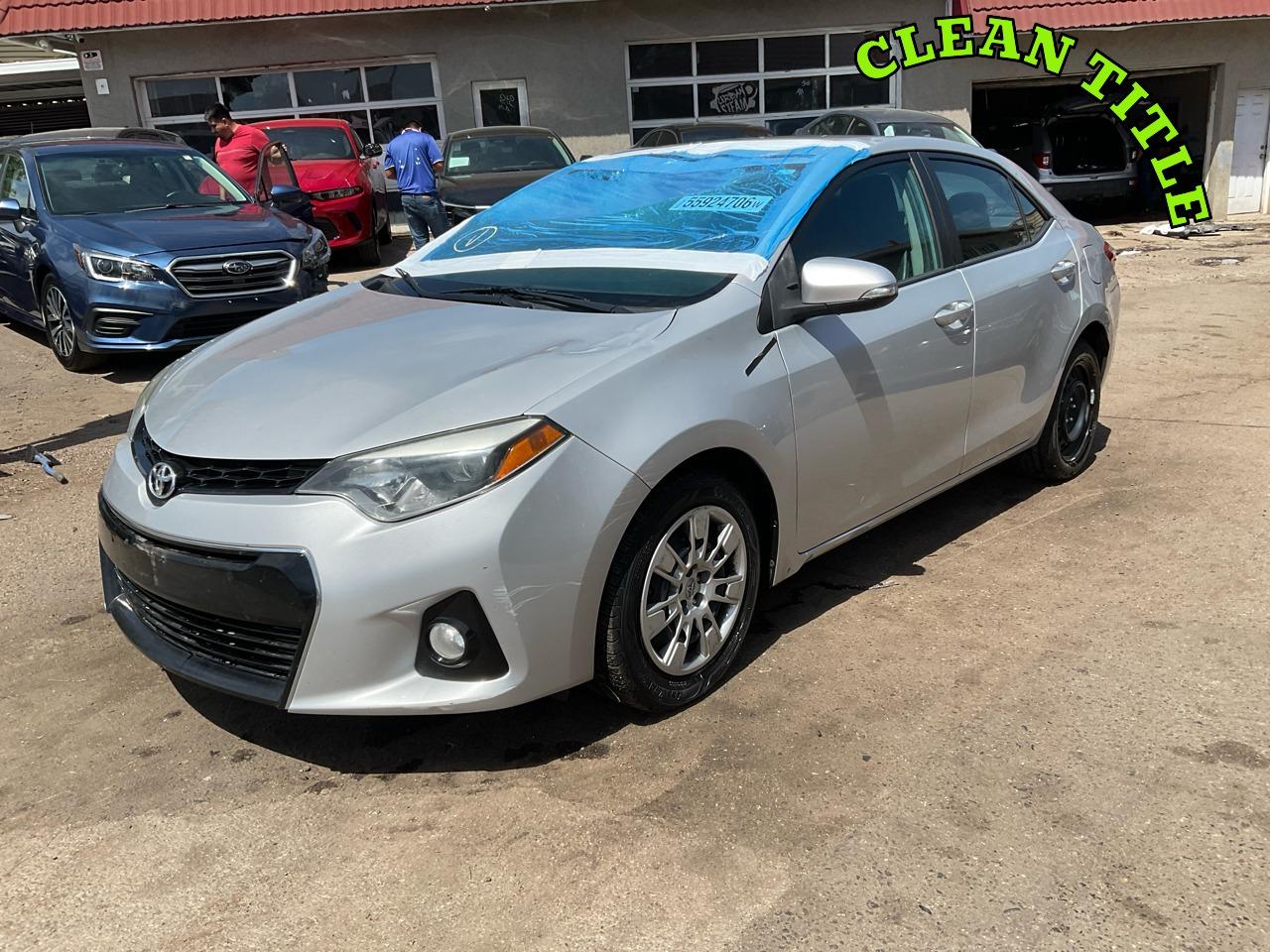 2014 Toyota Corolla 4dr Sdn CVT LE Premium (Natl)