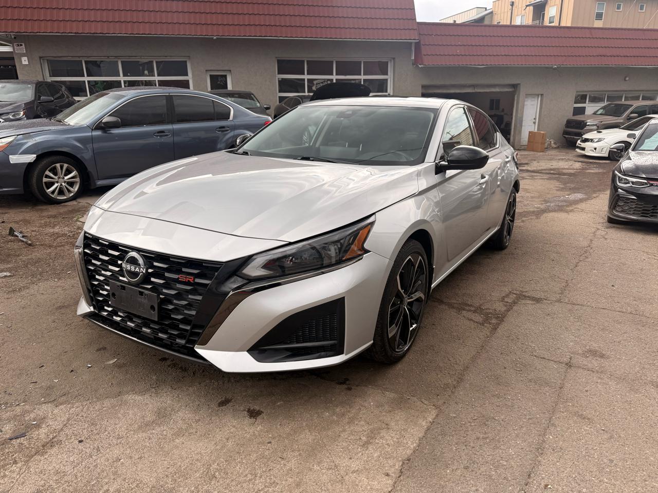 2023 Nissan Altima 2.5 SR AWD Sedan